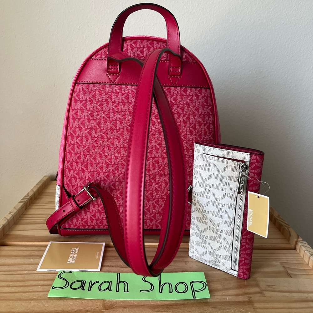🌼Michael Kors Rhea medium zip backpack set - Picture 3 of 16